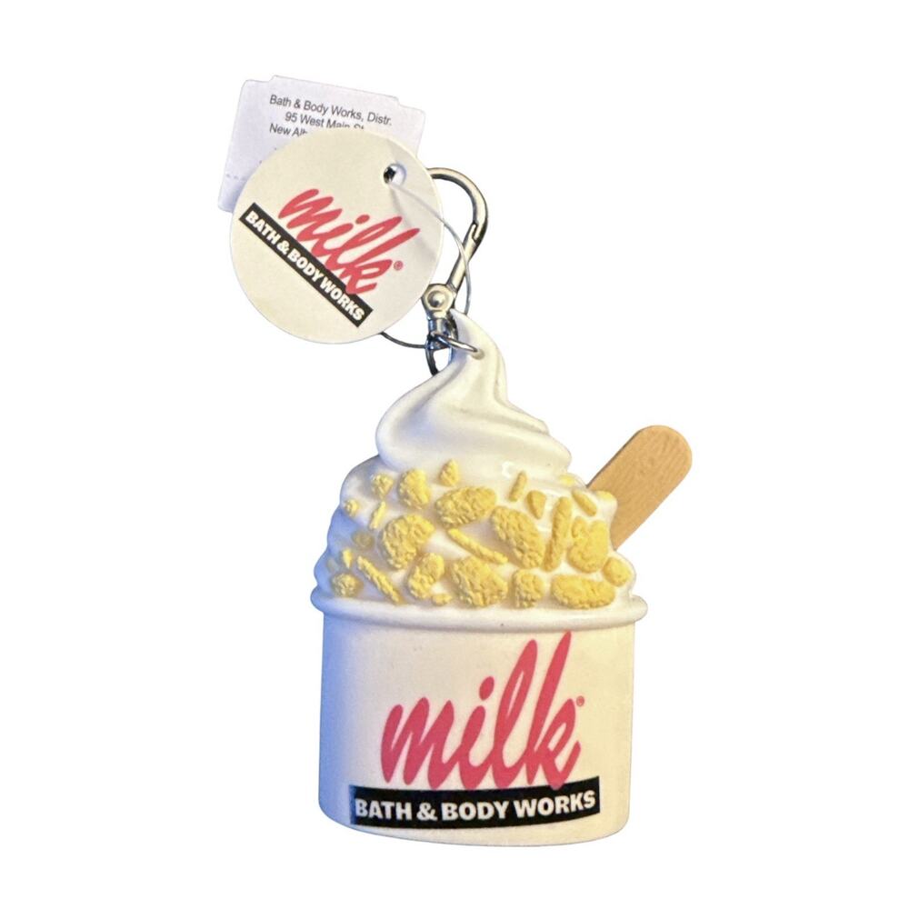 NWT Bath & Body Works Milk Bar Corn Flake Soft Serve Sanitizer Pocketbac Holder